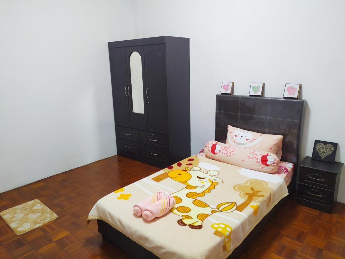 Victoria Homestay Sibu - Next To Shopping Complex & Large Car Park Area With Autogate Kültér fotó