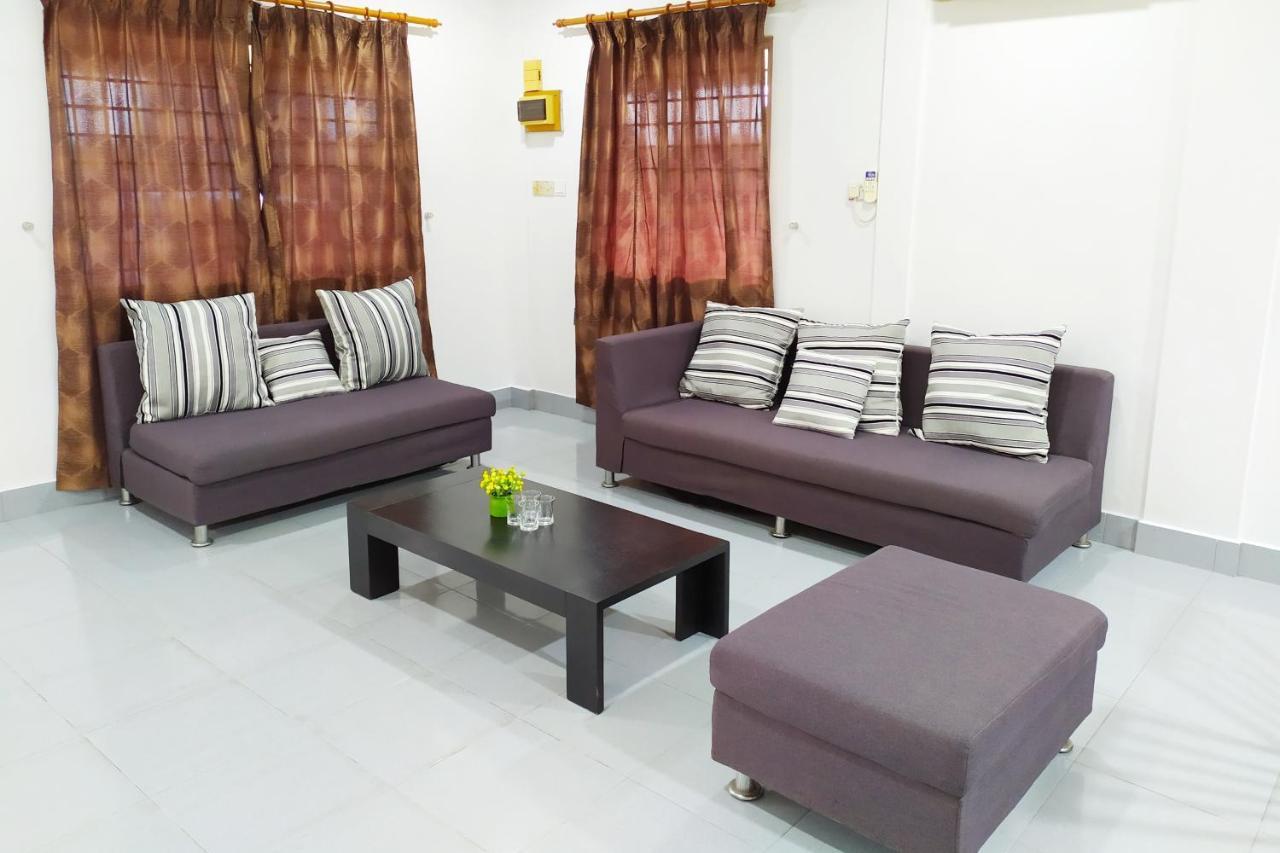 Victoria Homestay Sibu - Next To Shopping Complex & Large Car Park Area With Autogate Kültér fotó